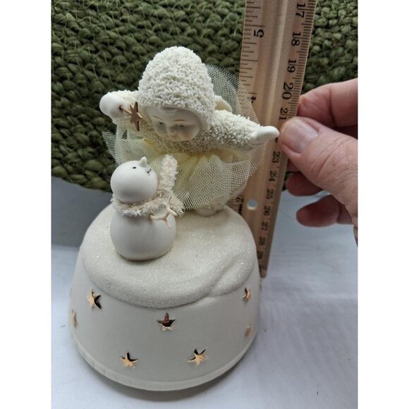 Department 56 Snowbabies Figurine "A Little Holiday Magic" 2006 Collectible Deco - Picture 3 of 7